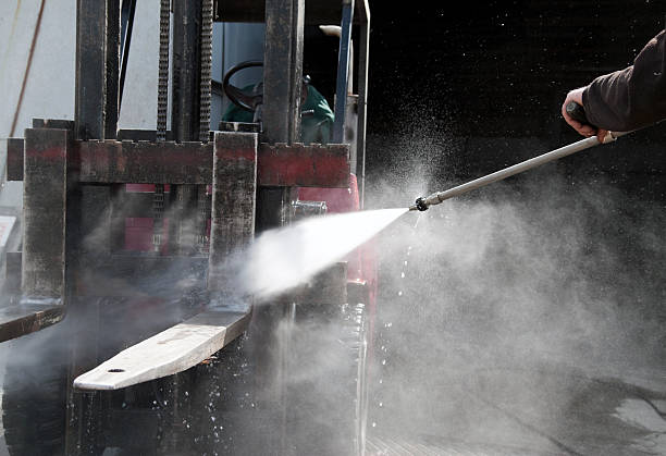 Professional Pressure Washing Services in Vandenberg Village, CA